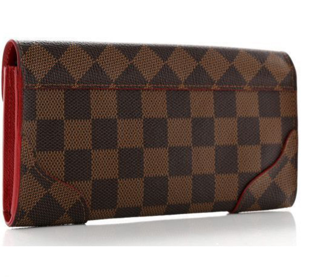 Louis Vuitton Caissa Wallet Damier.