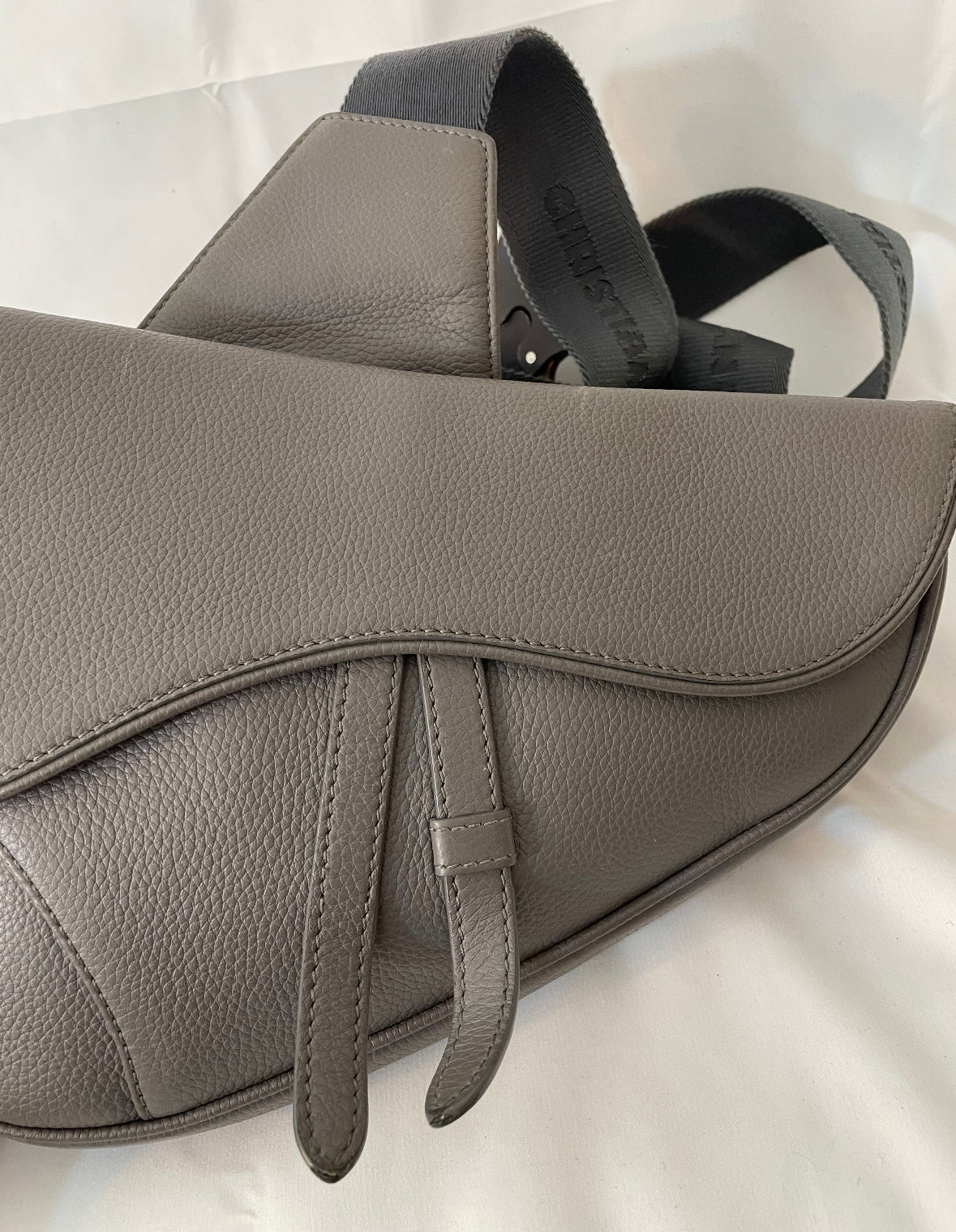 Christin Dior Shoulder Crossbody Bag Leather Gray.