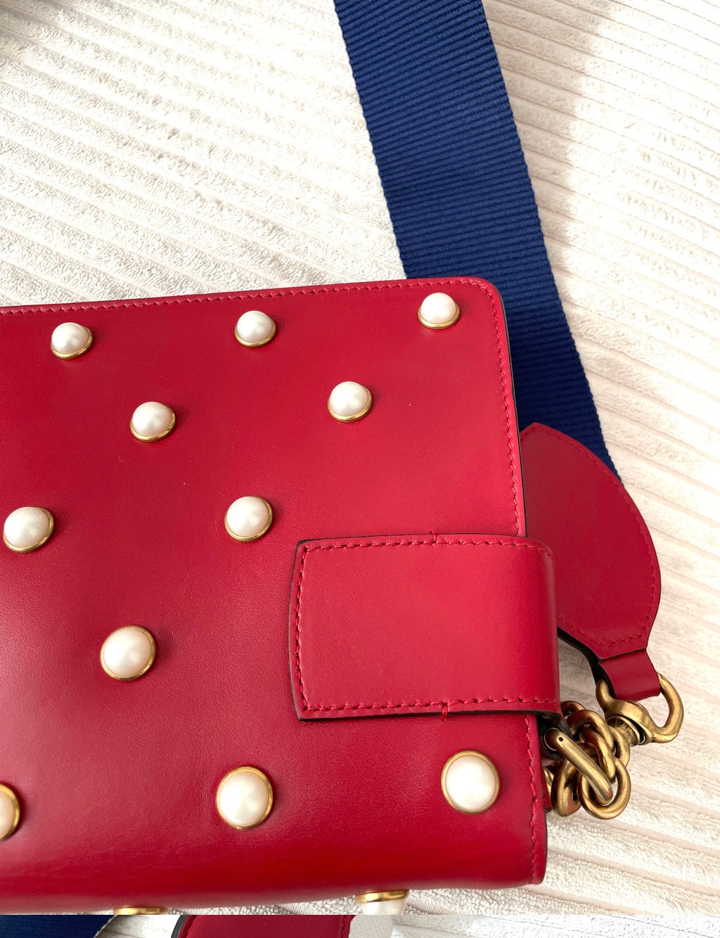 Gucci Broadway Pearly Bee Shoulder Bag Embellished Leather Mini Red.