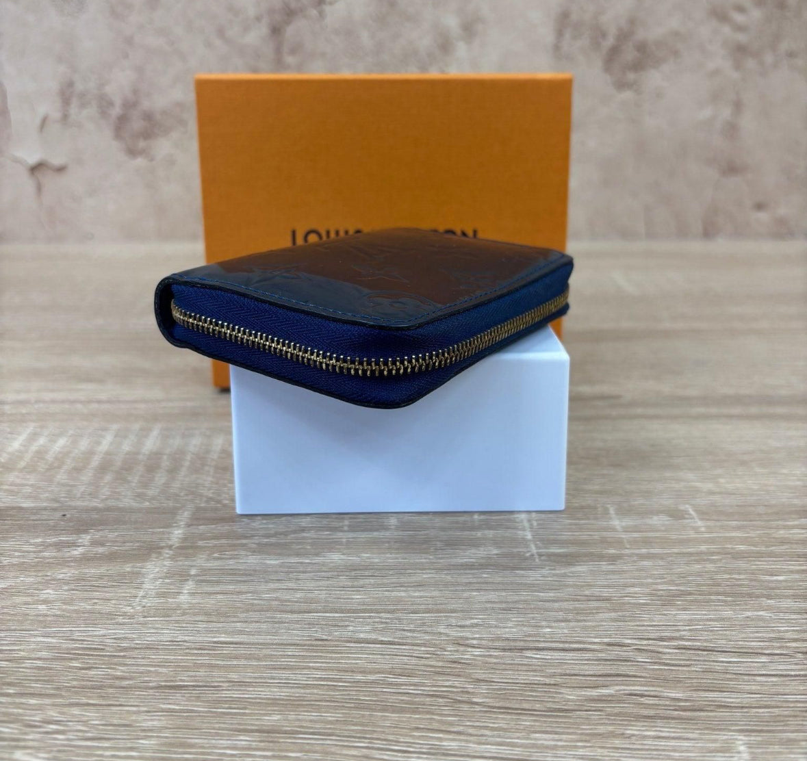 Louiston Vuitton Navy Blue Vernis Compact Wallet.