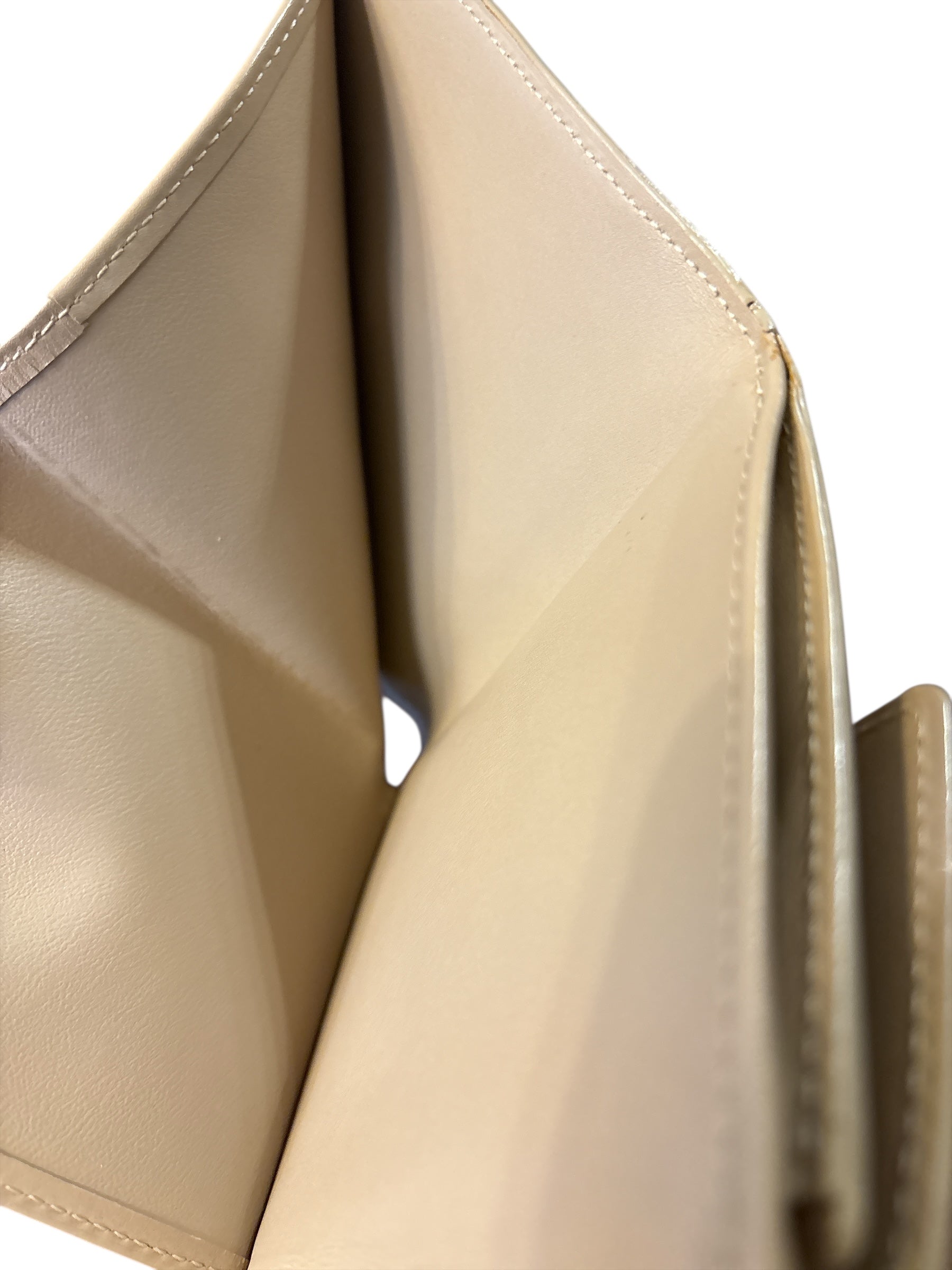 Louis Vuitton Vernis Ludlow Yellow Monogram Embossed Patant Leather.
