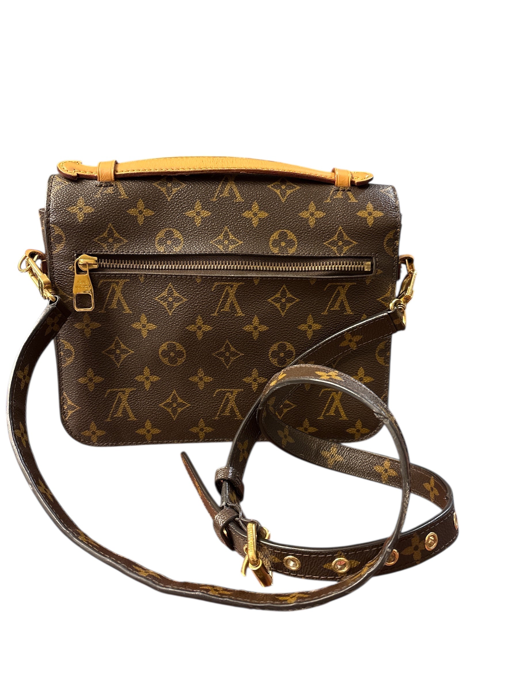 Louis Vuitton Monogram Pochette Metis.