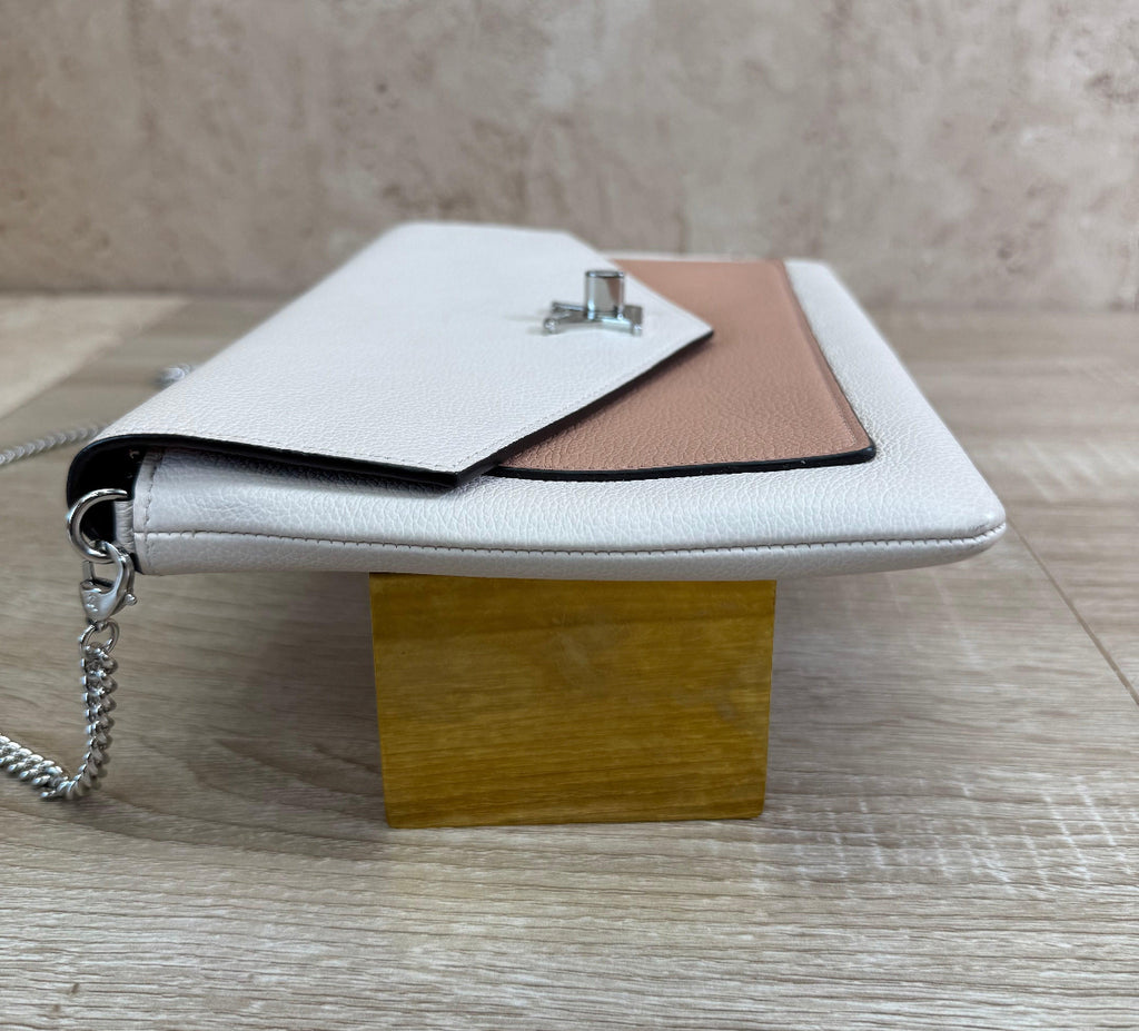 Louis Vuitton Beige & Pink Leather LockMe Pochette.