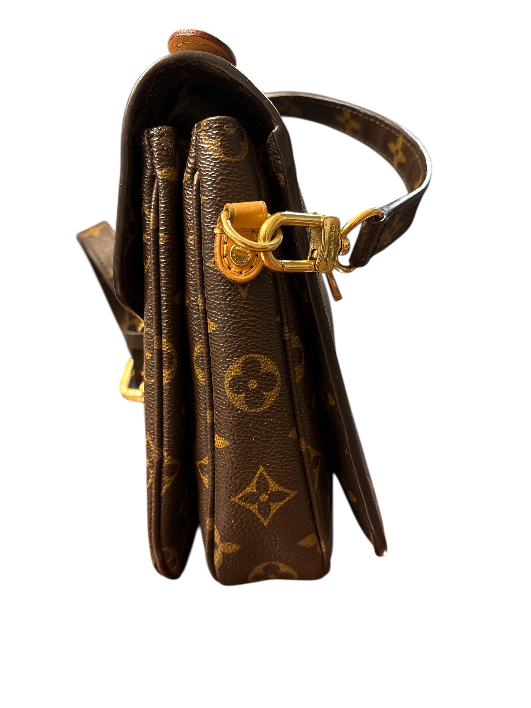 Louis Vuitton Monogram Pochette Metis.