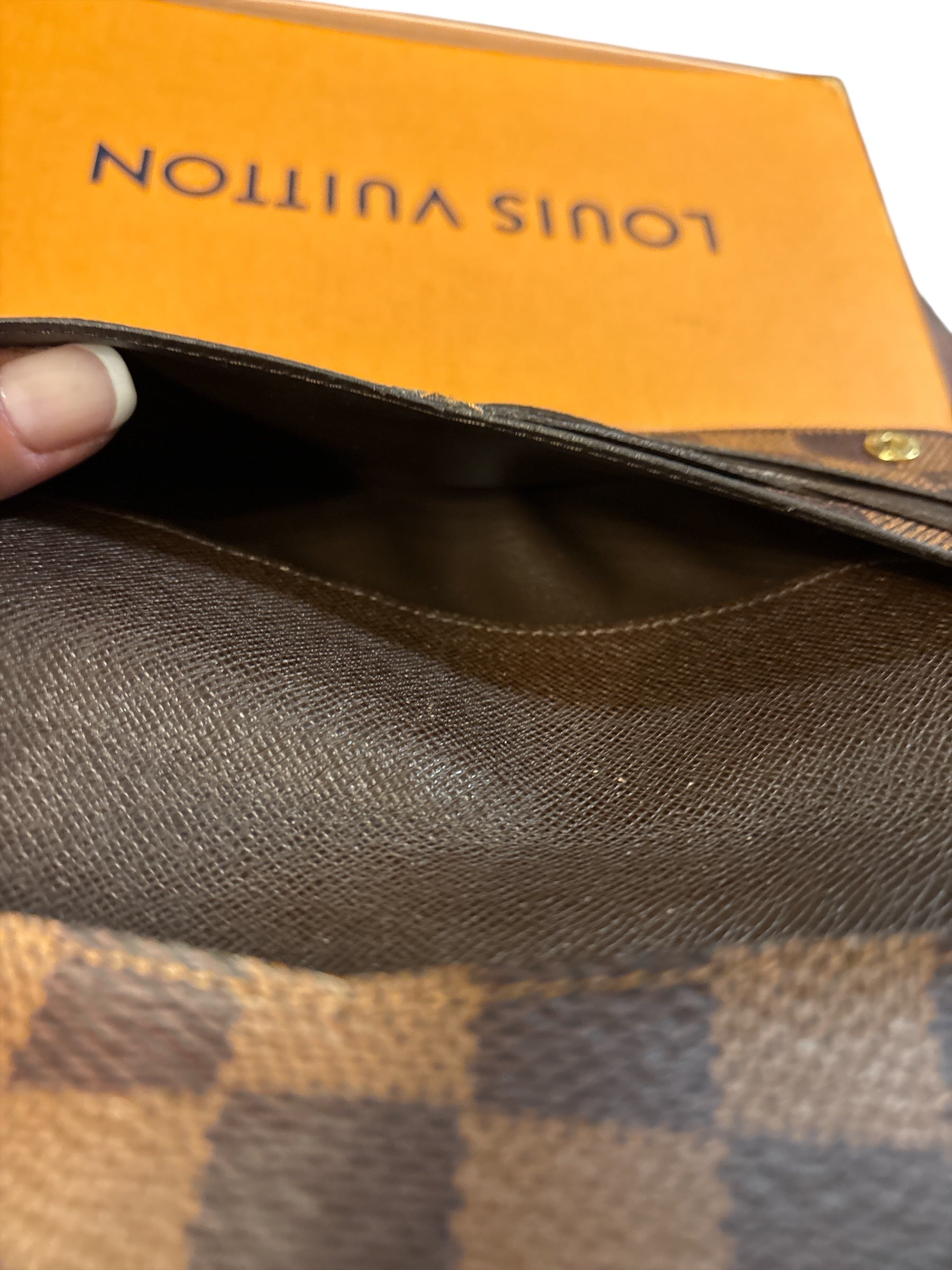 Louis Vuitton Trifold Wallet Borde Leather BRW.