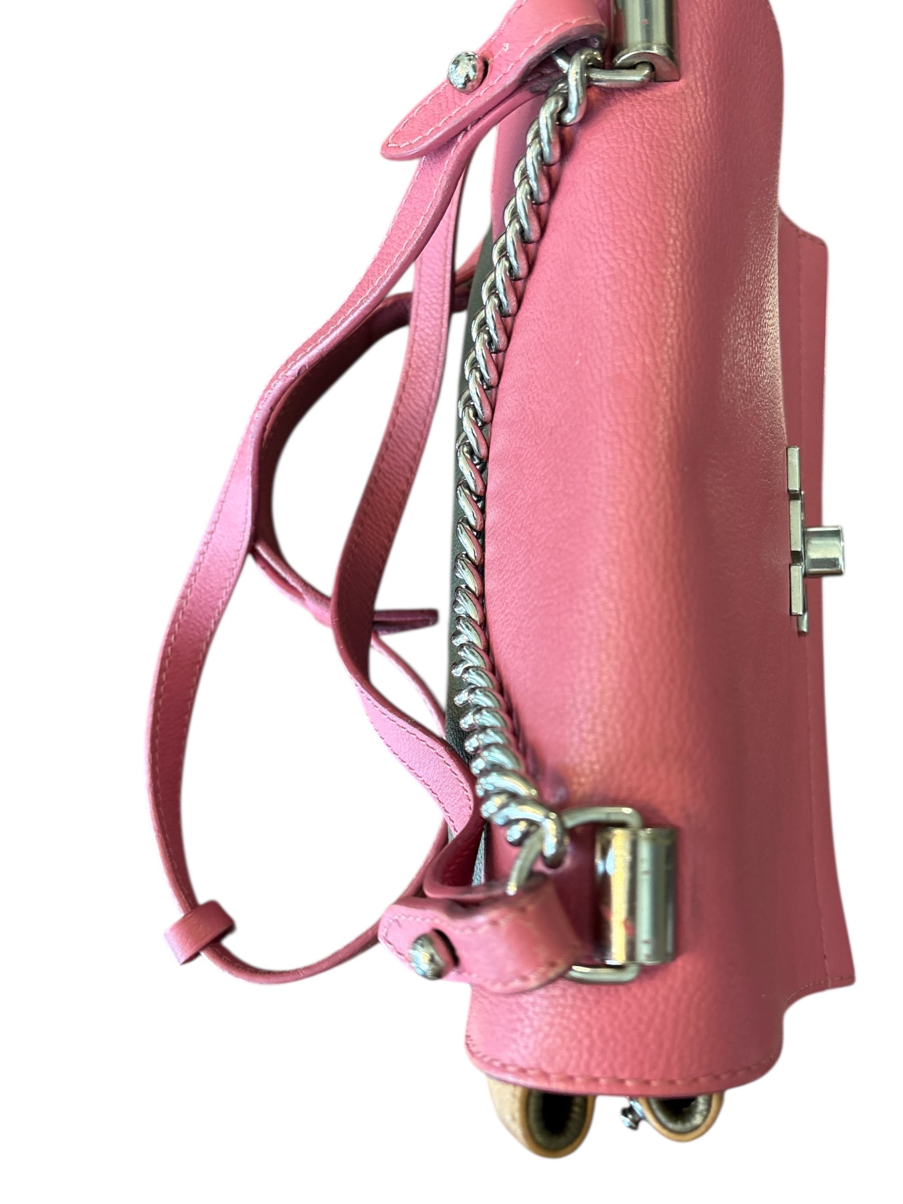 Louis Vuitton Lockme II Handbag leather BB Pink.