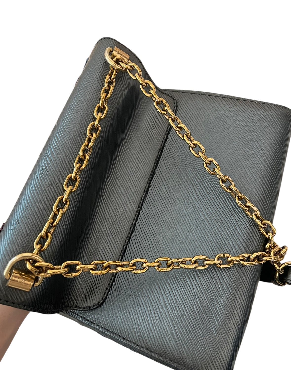 Louis Vuitton Twist handbag Epic Leather Sequin MM.