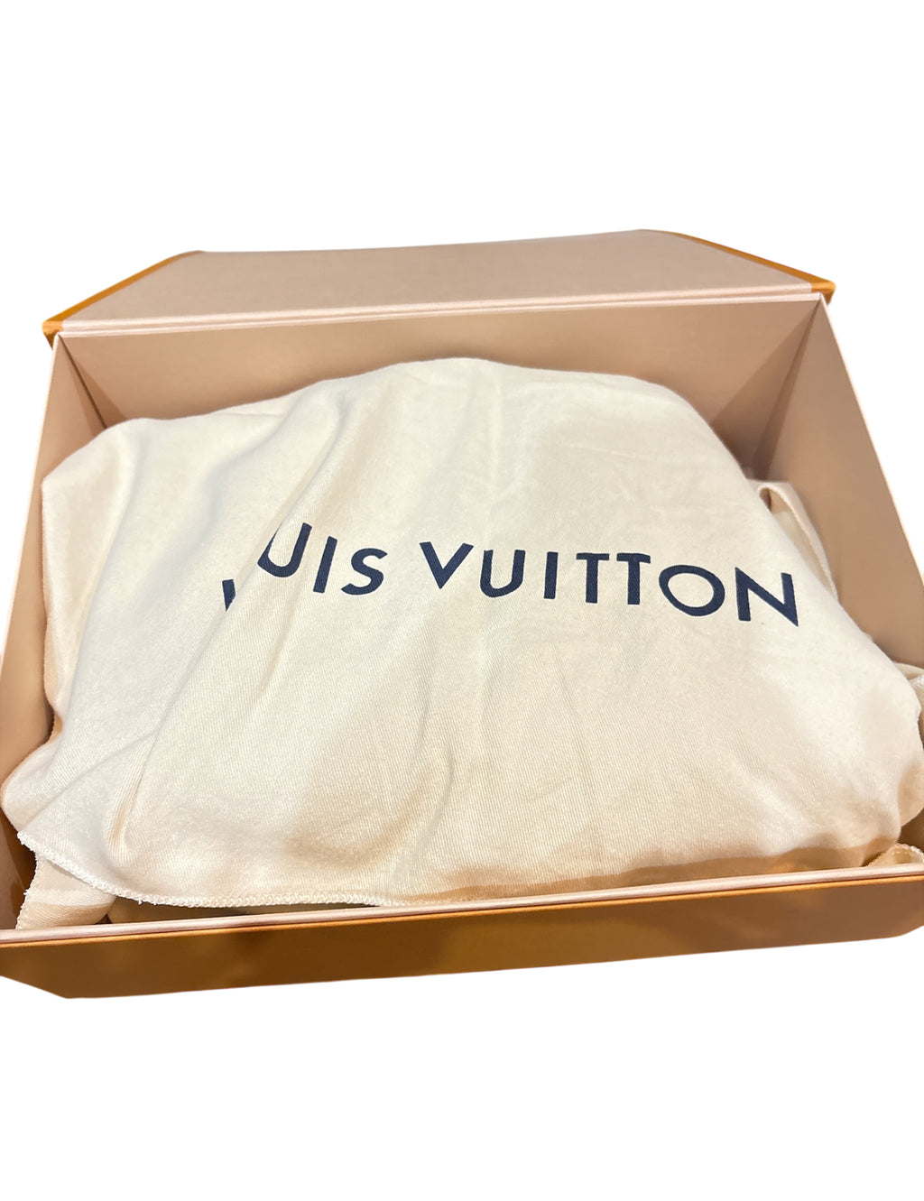 Louis Vuitton Vernis Montaigne Bag Raspberry Red.