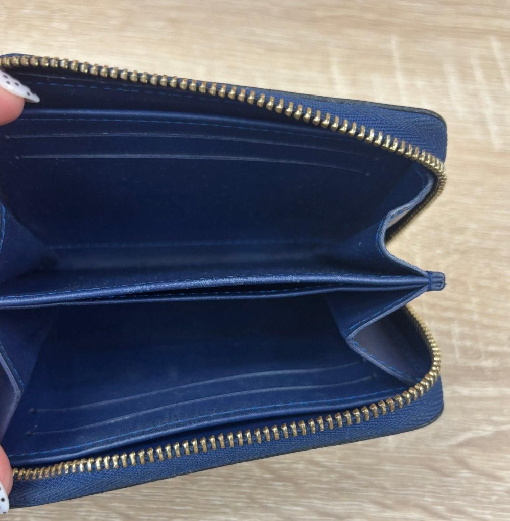 Louiston Vuitton Navy Blue Vernis Compact Wallet.