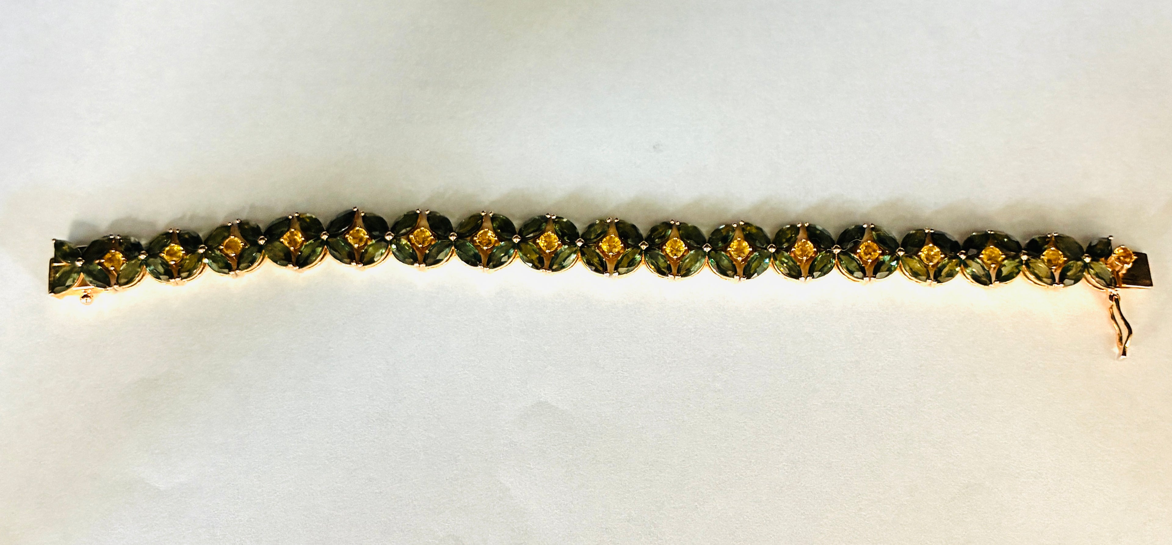 Green Sapphire Mix With Yellow Sapphire Bracelet Link 6.5 , 17K Gold.