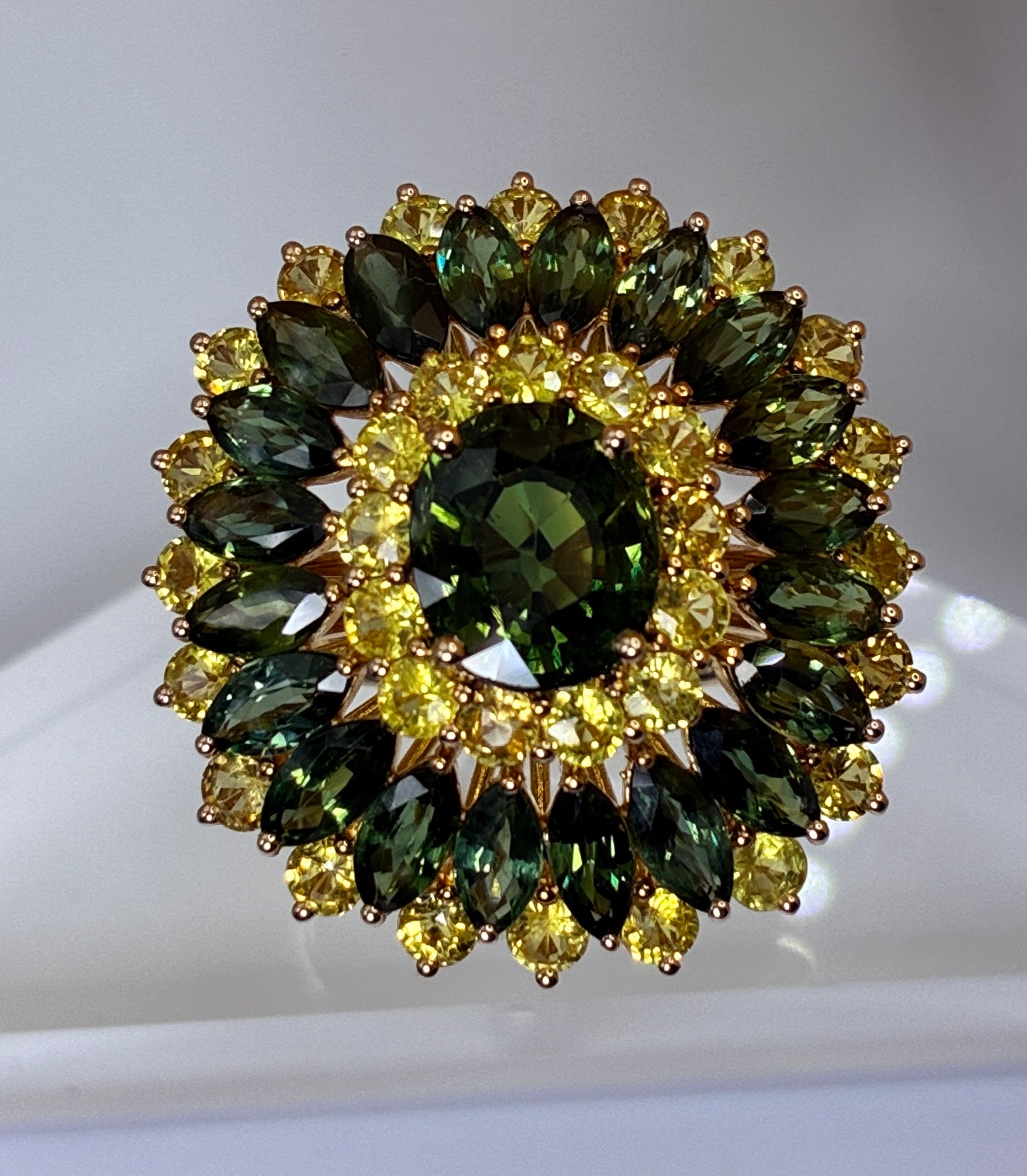 Green Sapphire And Yellow Sapphire Center Stone 2.68 ct Green Sapphire 17K Gold Ring Size 7. Gams Weight 9.49 ct.