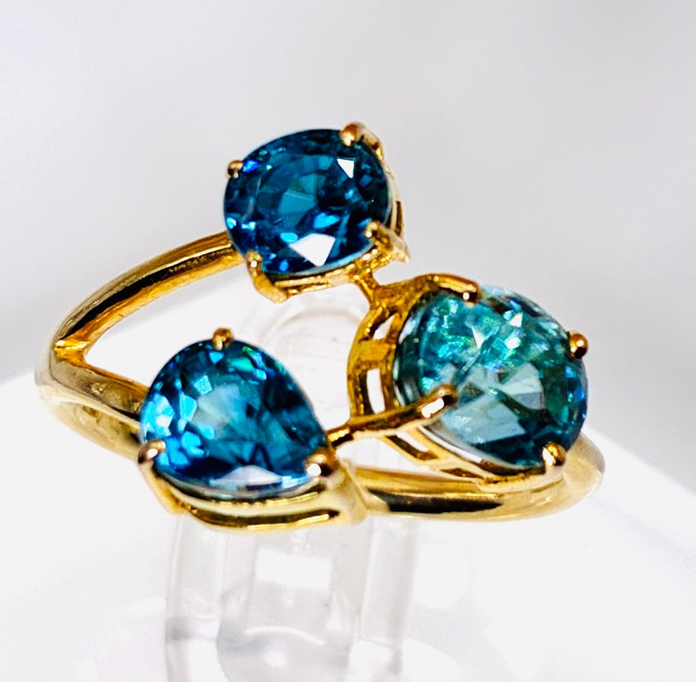 Cambodia Blue Zircon Blue Color Ring Size 7. 17K Gold.