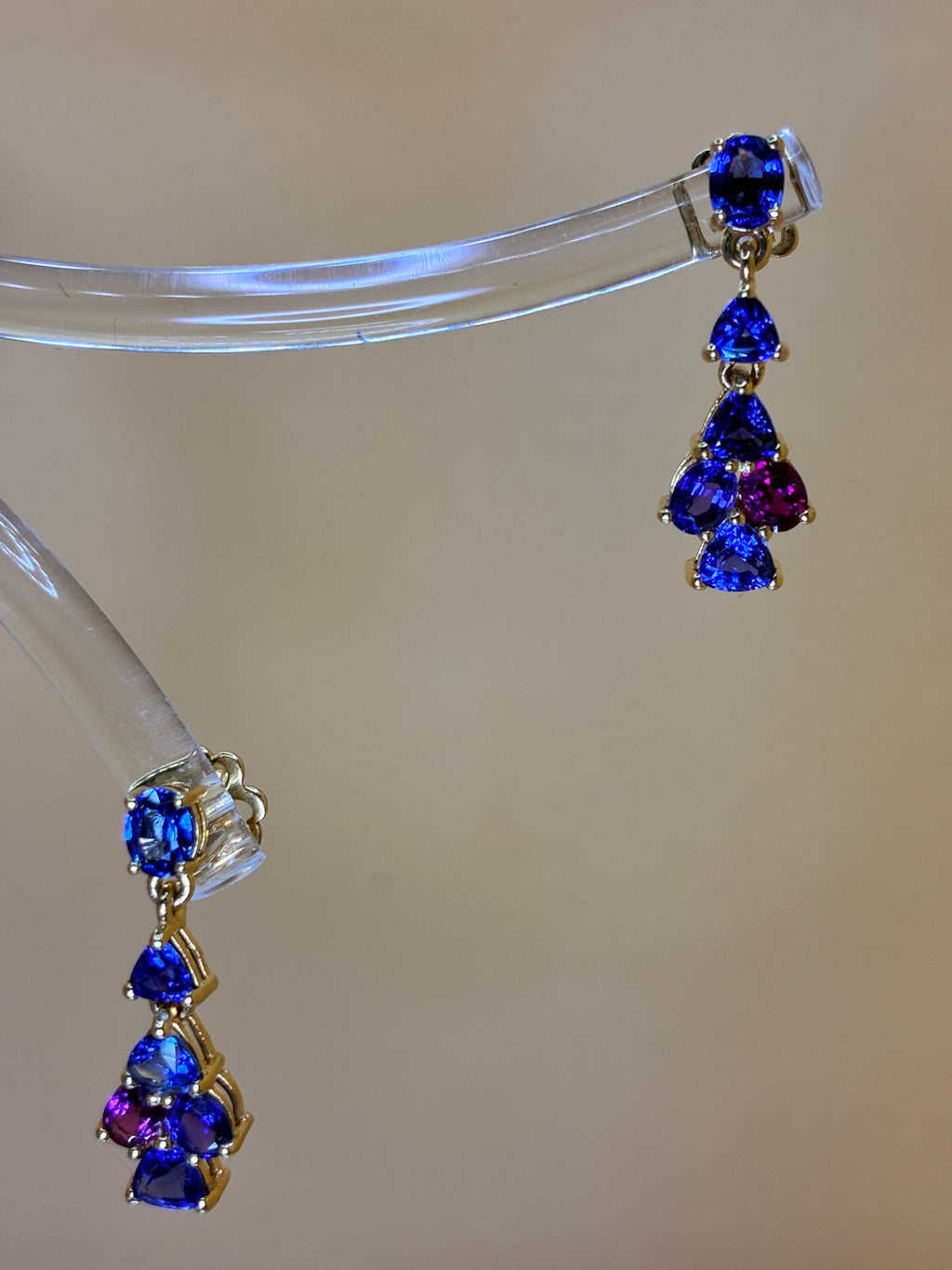 Brilliant Clarity Sapphire 17K Gold Drop Earring