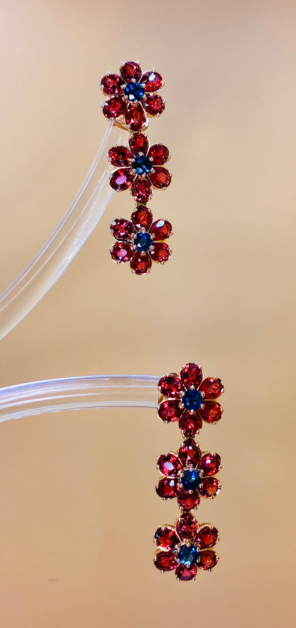 Africa Ruby Mix With  Blue Sapphire Drop Earring. 17K Gold. Link 1.1/4"x .5"