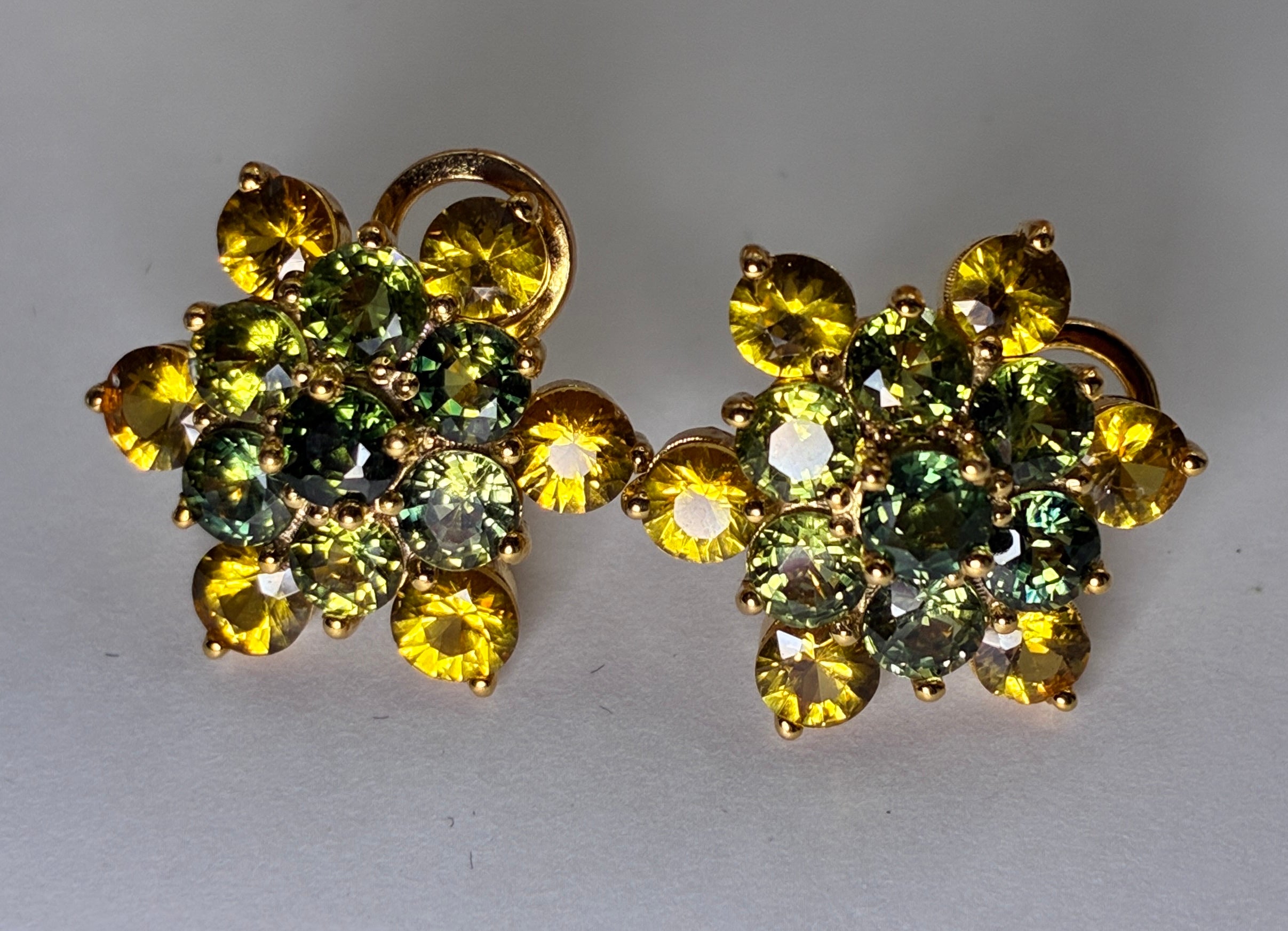 Green Sapphire And Yellow Sapphire 12K Gold Stud Earring.