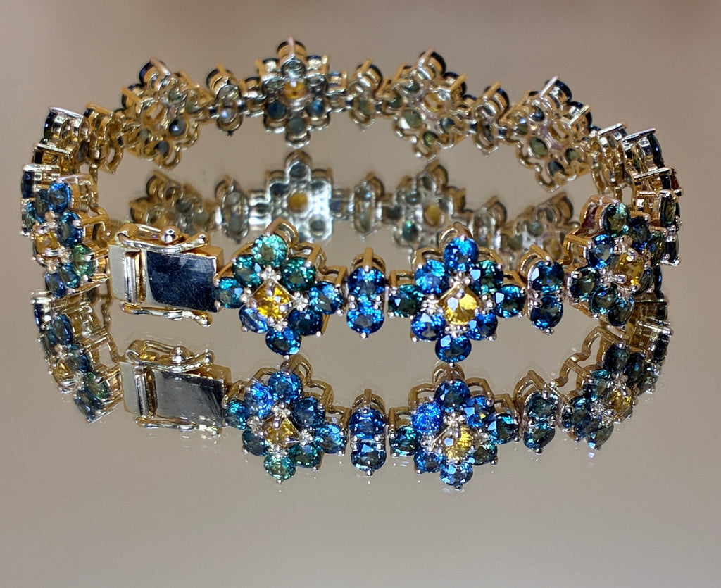 Brilliant Clarity Yellow And Green Sapphire Bracelet. 12K Gold Size 6.5"