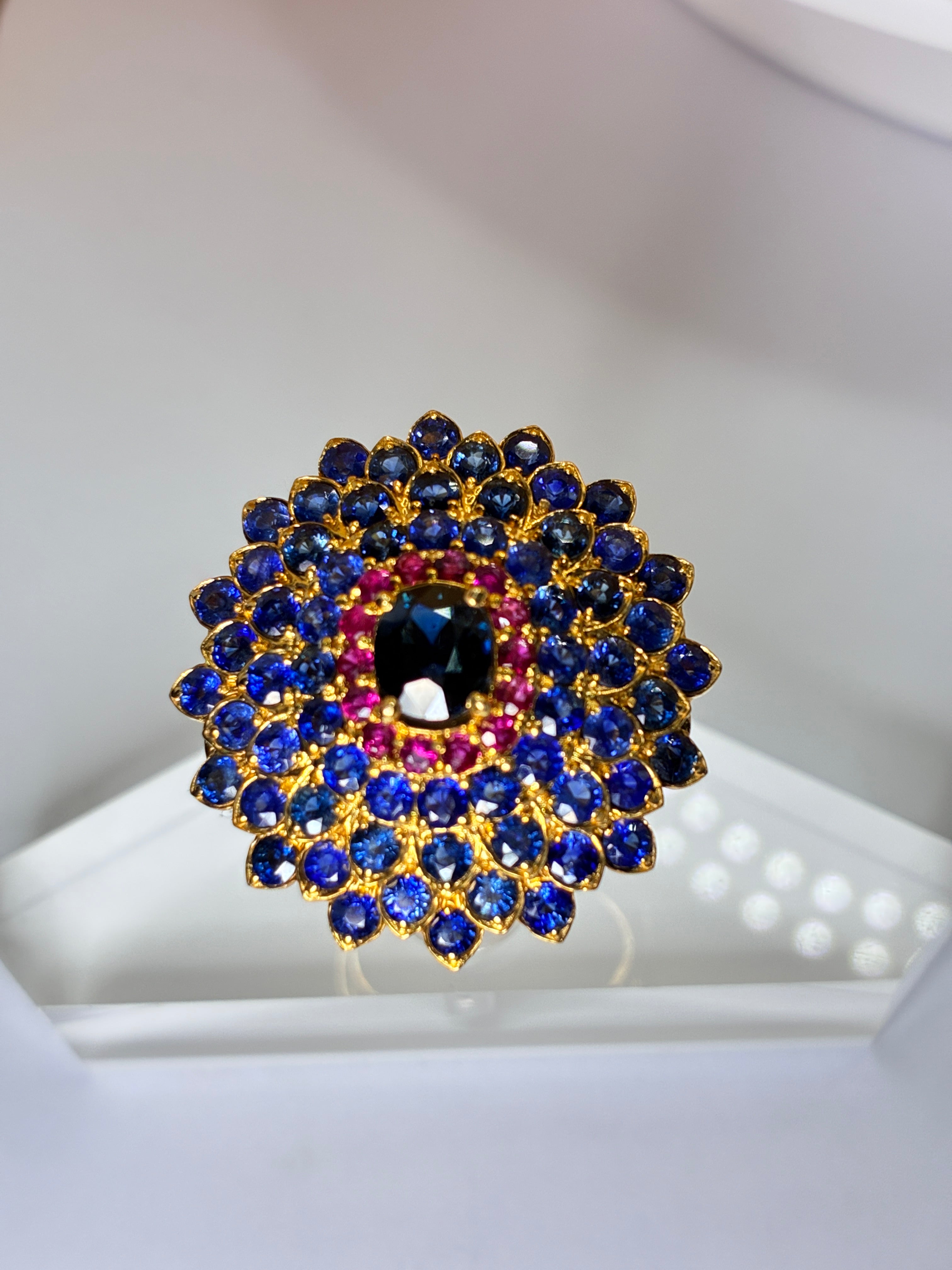 Blue Sapphire Mix With Ruby 18K Gold Ring Size 6.5