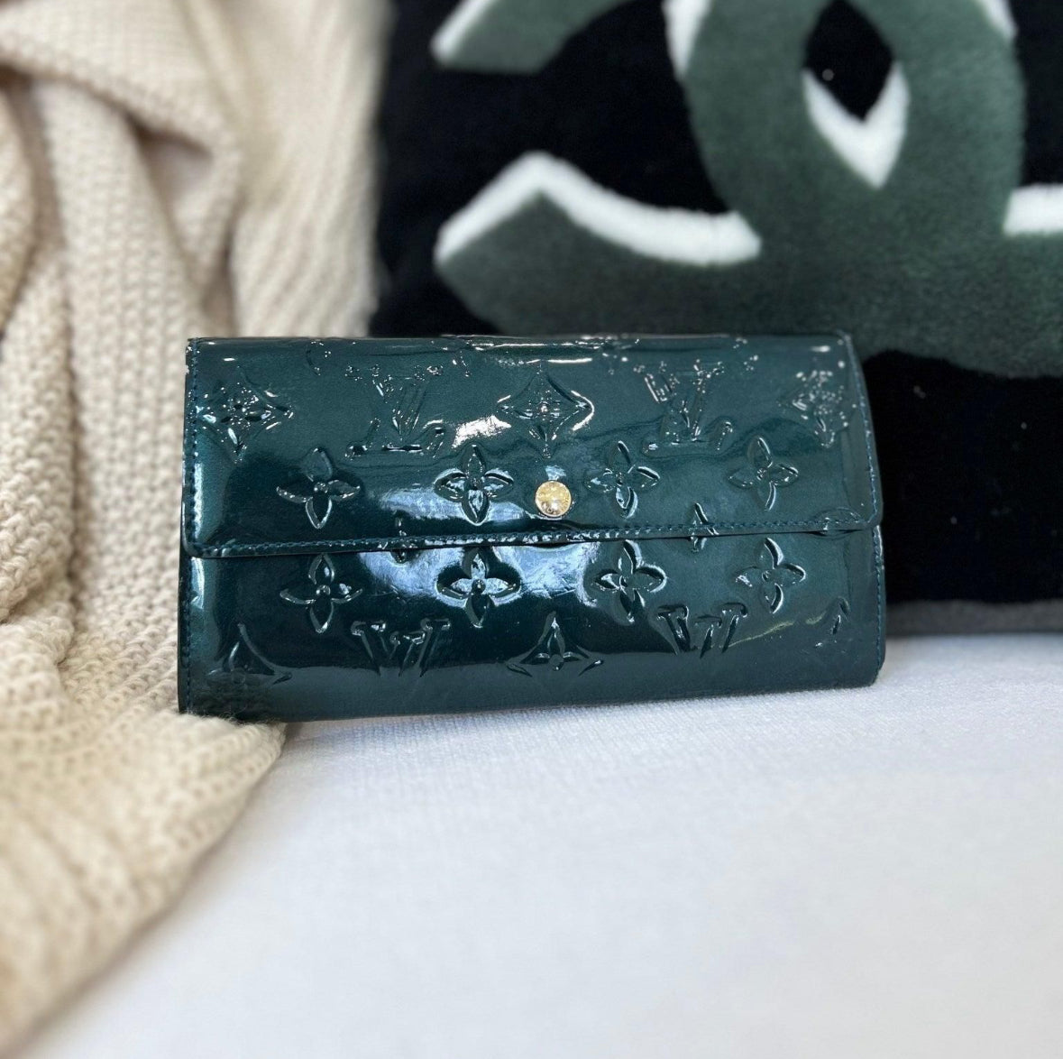 Louis Vuitton Green Vernis Sarah Wallet.