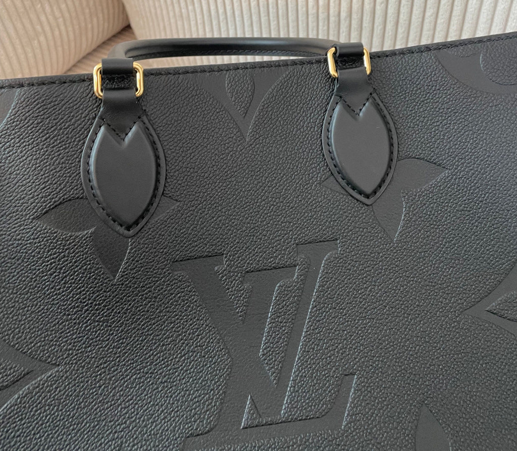 Louis Vuitton OnTheGo Monogram Empreinte Leather bag.