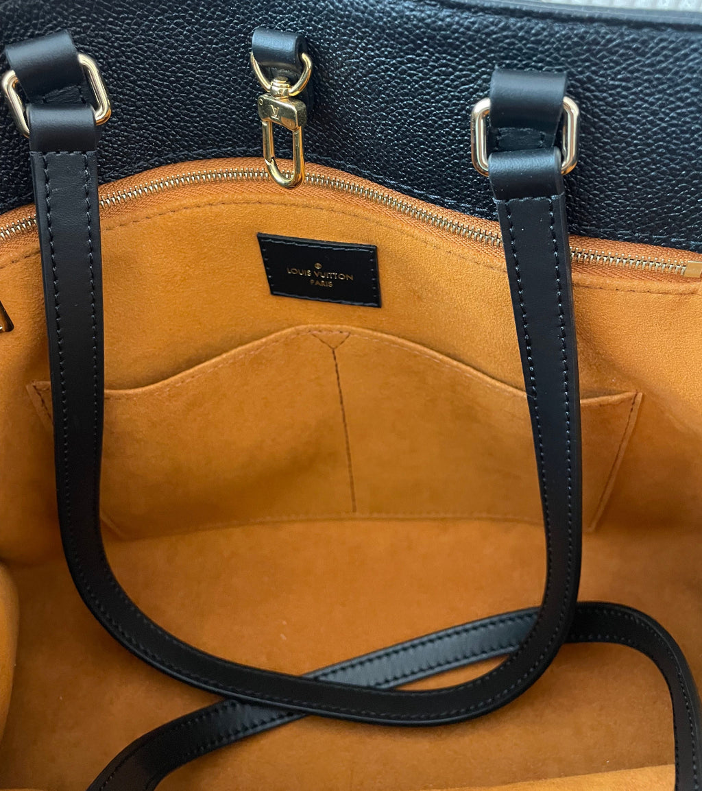 Louis Vuitton OnTheGo Monogram Empreinte Leather bag.