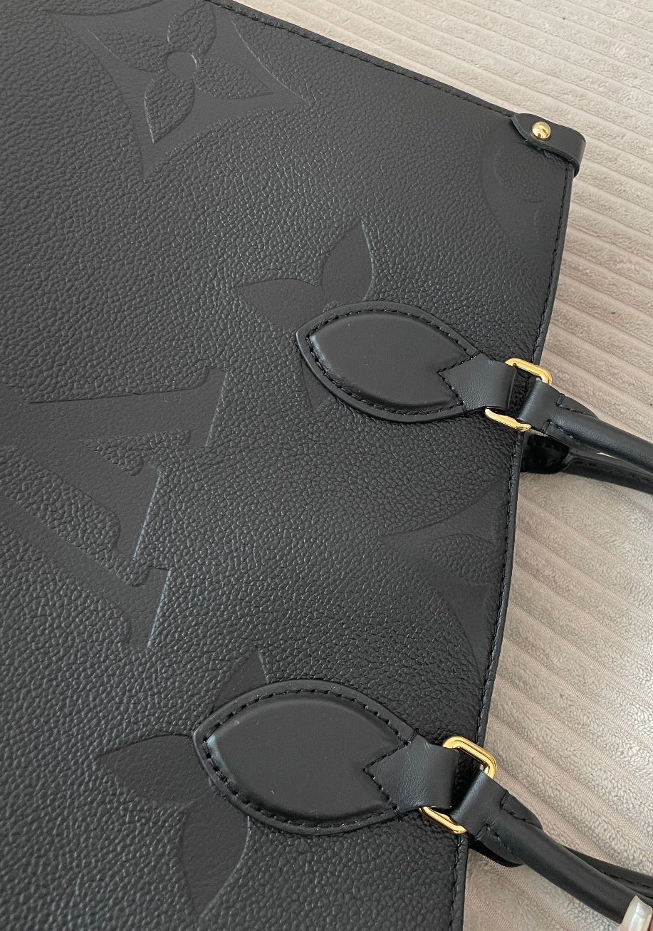 Louis Vuitton OnTheGo Monogram Empreinte Leather bag.