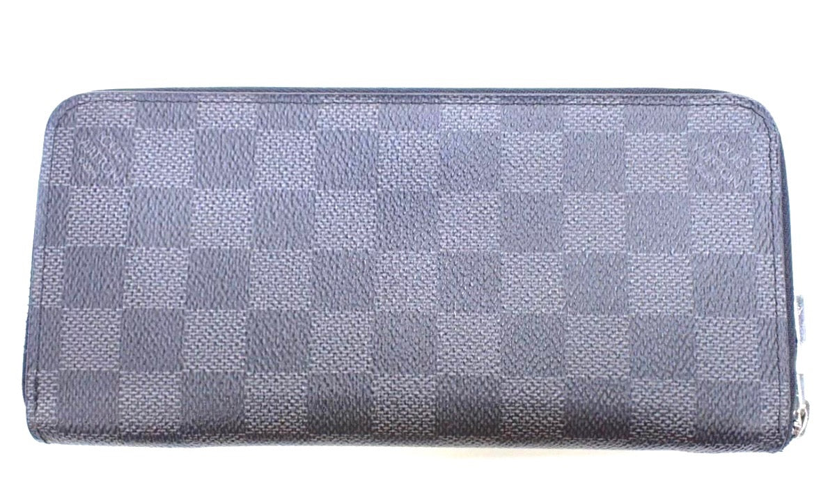 Louis Vuitton Damier Graphite Zippy Organizer.