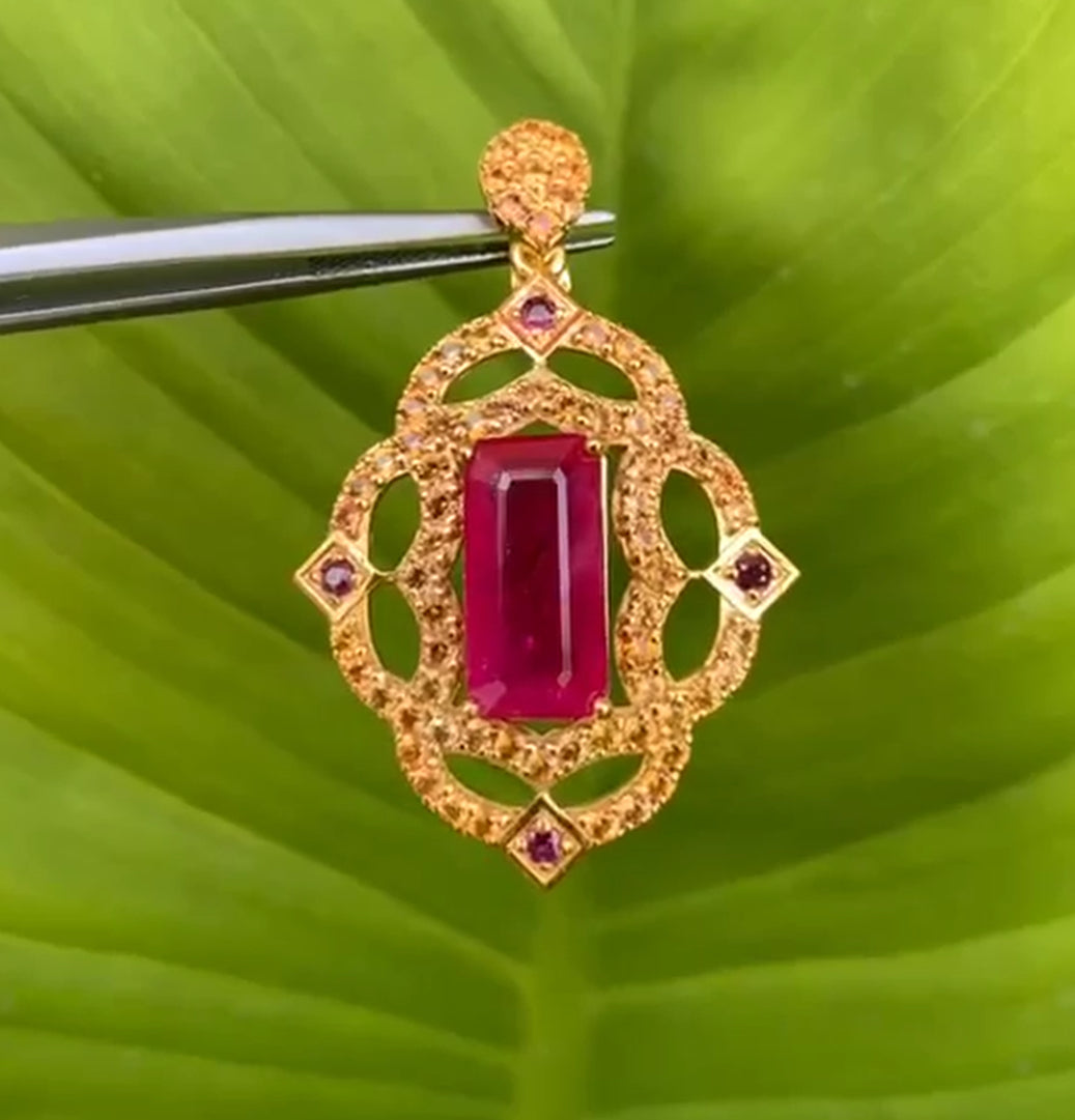 12.80 CT Africa Ruby, Cambodia Ruby And Yellow Sapphire 12K Gold Pendant.