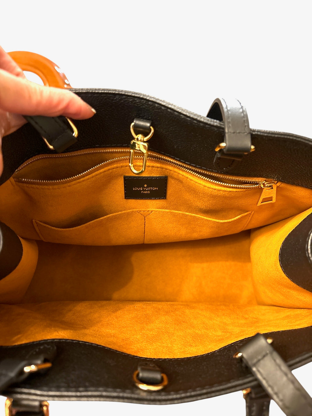 Louis Vuitton OnTheGo Monogram Empreinte Leather bag.