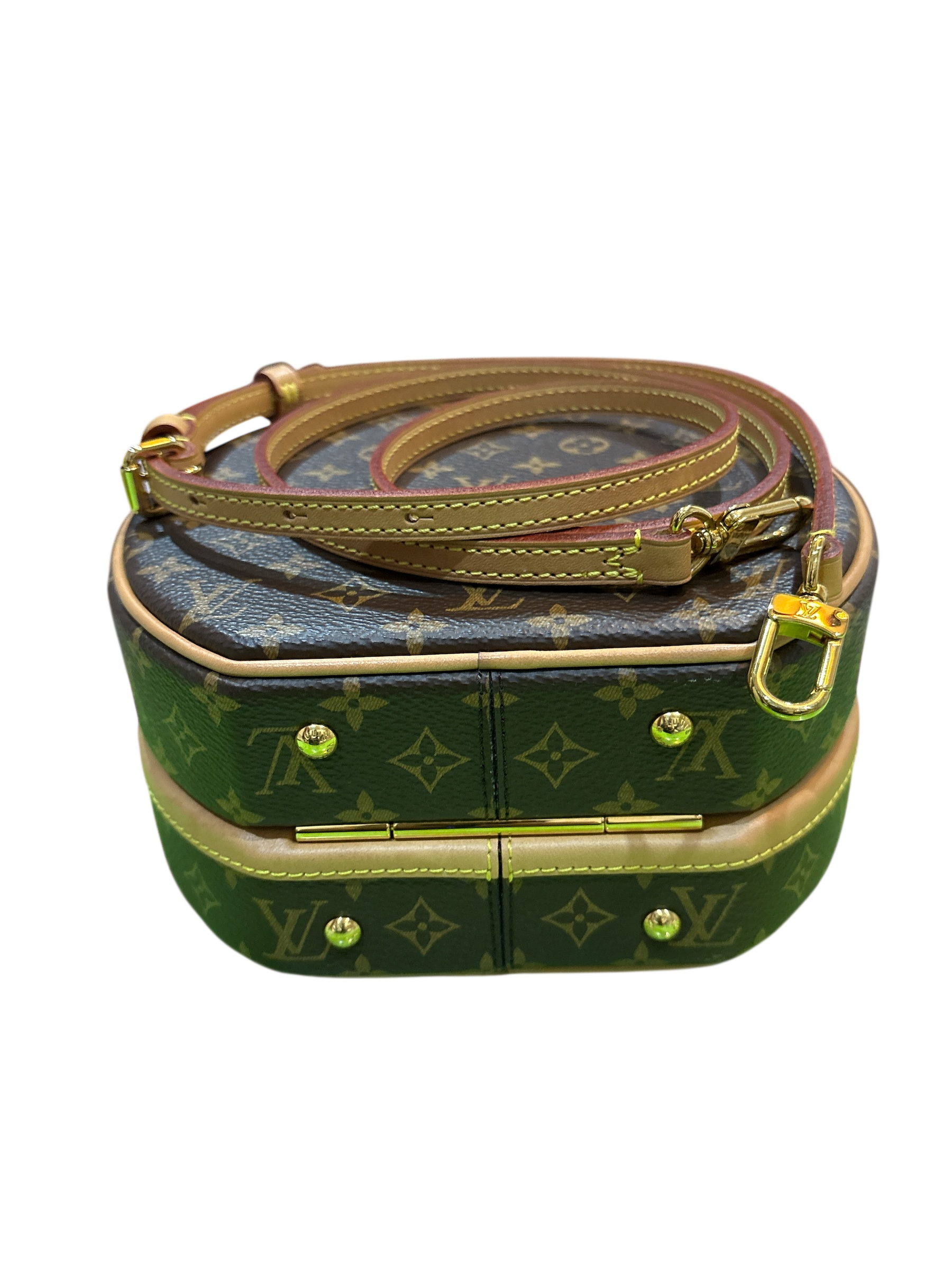 Louis Vuitton Petite Boite Chapeau Monogram.
