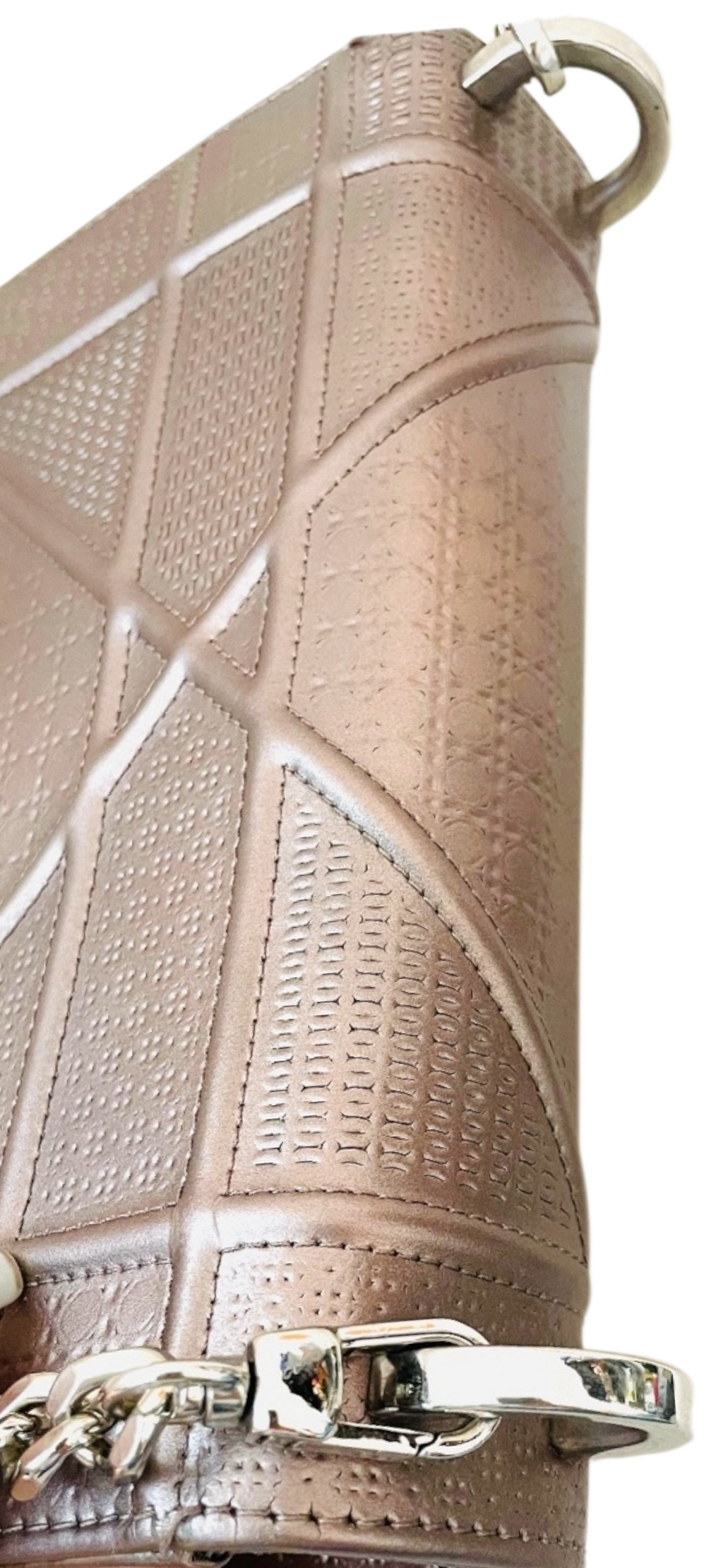 Christian Dior Microcannage.