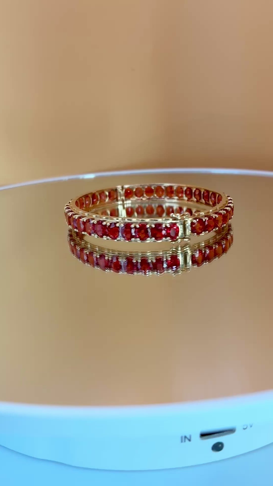 Red Color Sapphire Bangle Bracelet 17K Gold Sise 6.5"