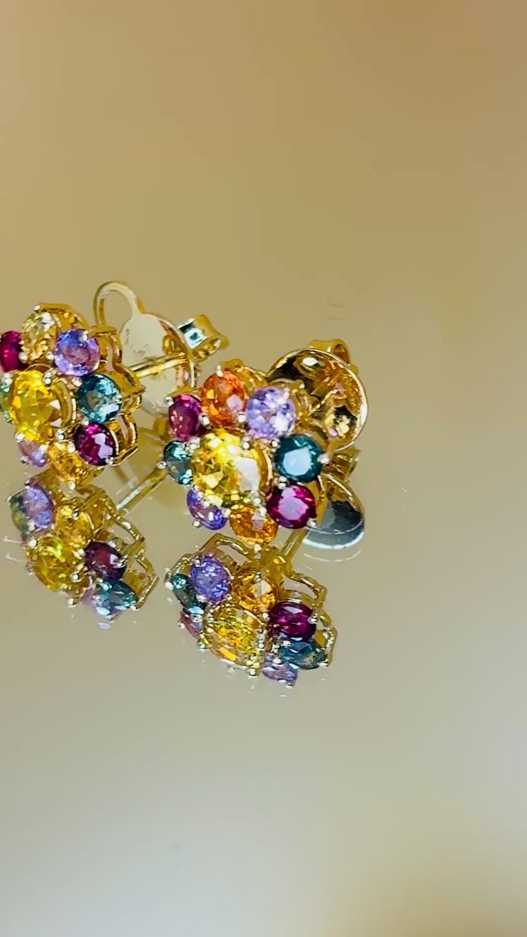 Multi Color Sapphire And Yellow Sapphire Stud Earring 12K Gold.
