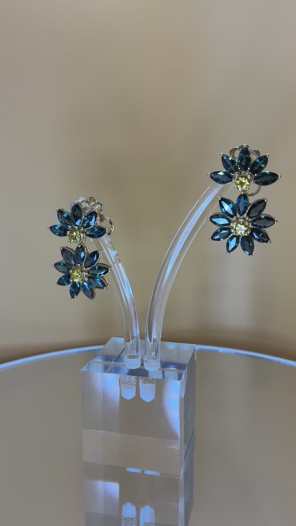 Green/Blue Sapphire And Yellow Sapphire Drop Earring 17K Gold ( Size 1.1/4"x .3/4")