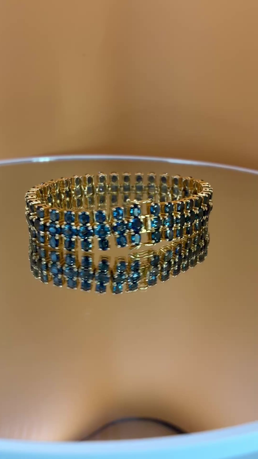 Blue Sapphire Bracelet 17K Gold Size 6.5