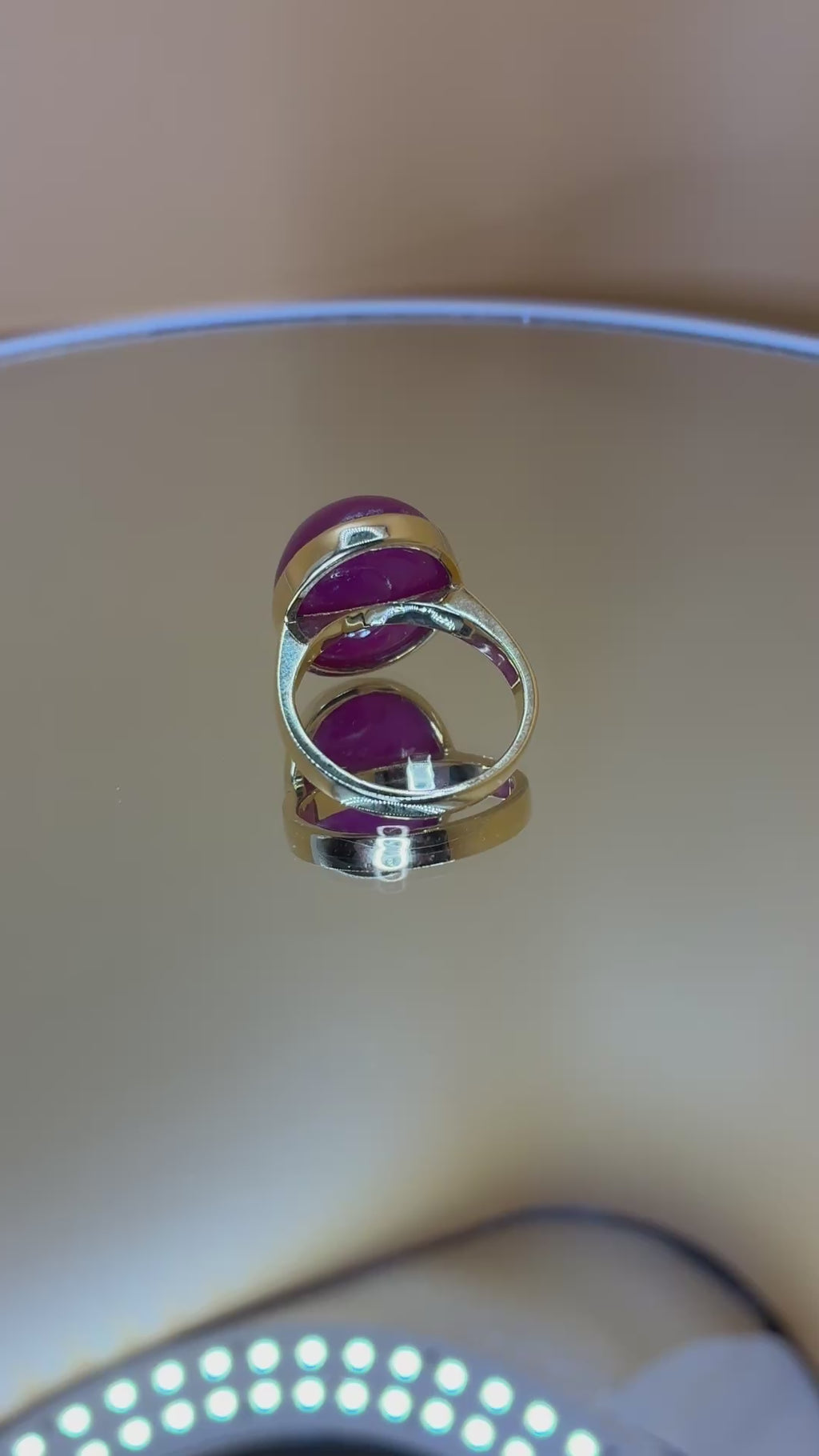 Burma Star Ruby 22.70 CT Ring ( Size 6.5) 17K Gold.